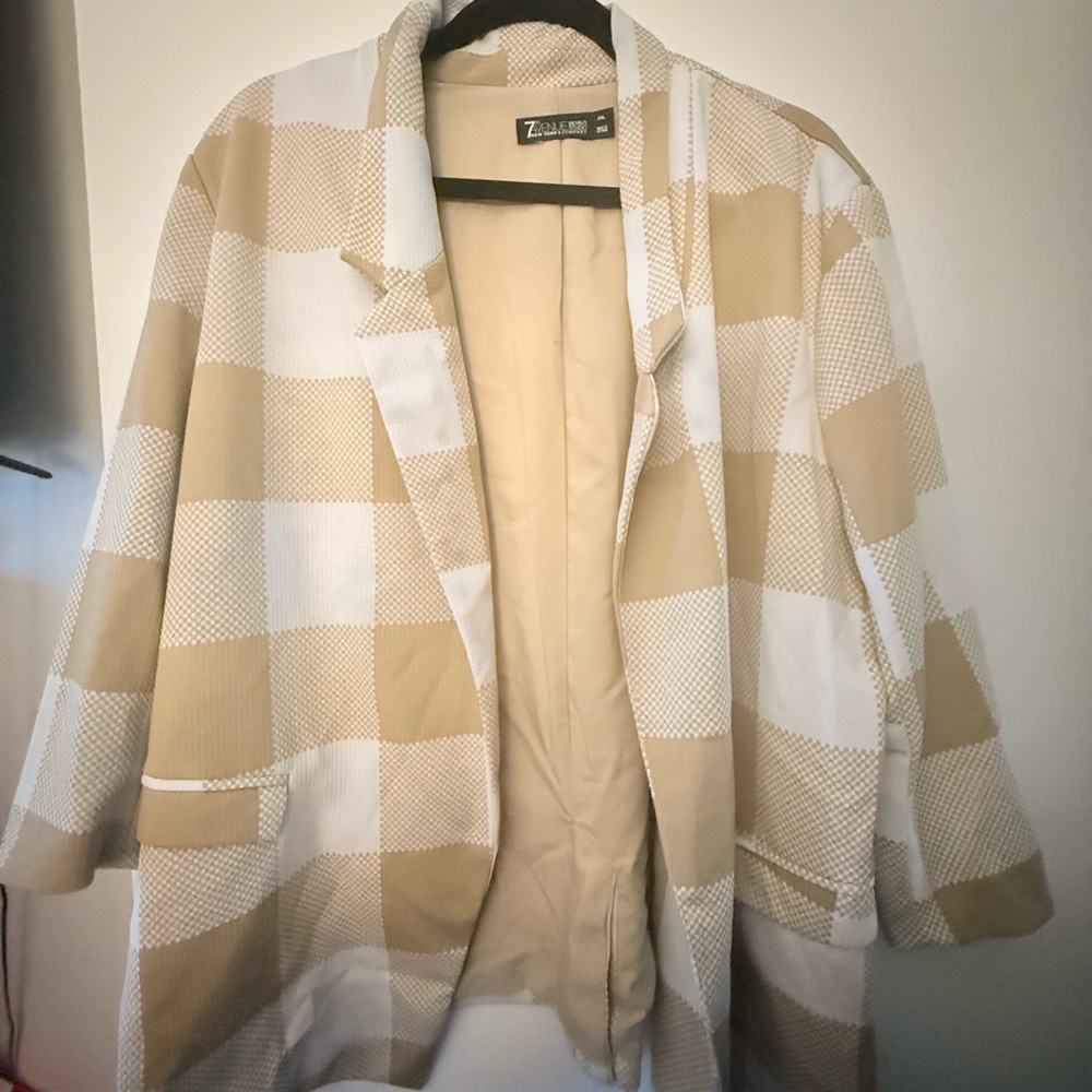 New York&Company Women's Tan Checkered Jacket